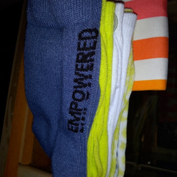NWT 4pk justice crew socks - Picture 8 of 8